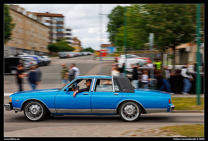 098A9932