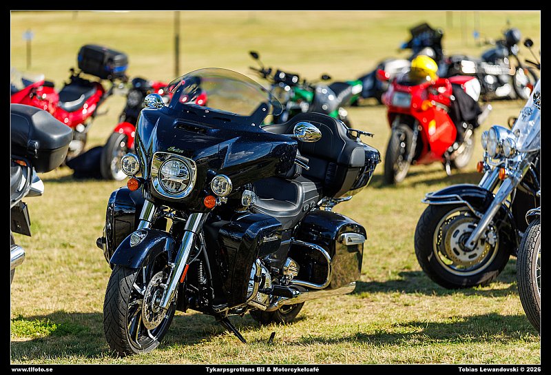 098A5220