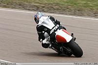 b MG 0298